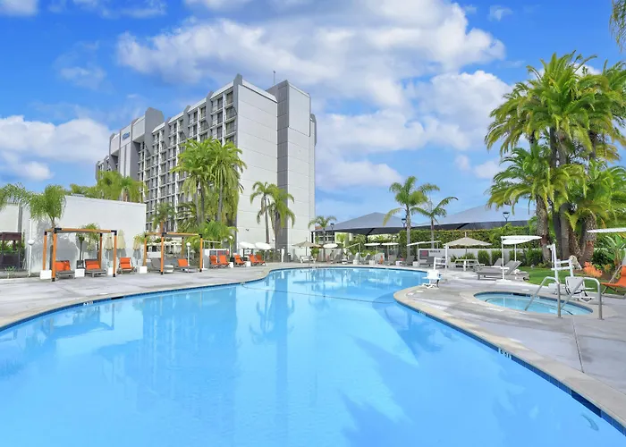 Hilton Irvine/Orange County AirportAirport Hotel